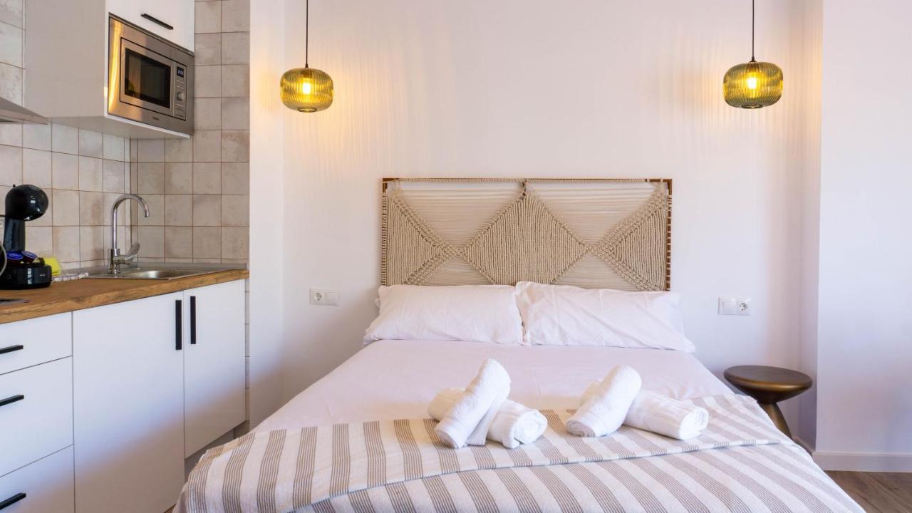 Apartment Carihuela Beach Malaga Torremolinos Bagian luar foto